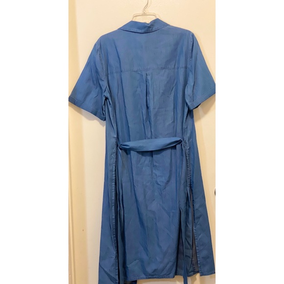 BCBGeneration - Picture 2 of 5